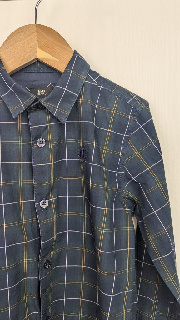 River Island Navy Check Long Sleeve Shirt - Boys 7-8 Years River Island Used, Preloved, Preworn & Second Hand Baby, Kids & Children's Clothing UK Online. Cheap affordable. Brands including Next, Joules, Nutmeg Morrisons, TU, F&F, H&M.