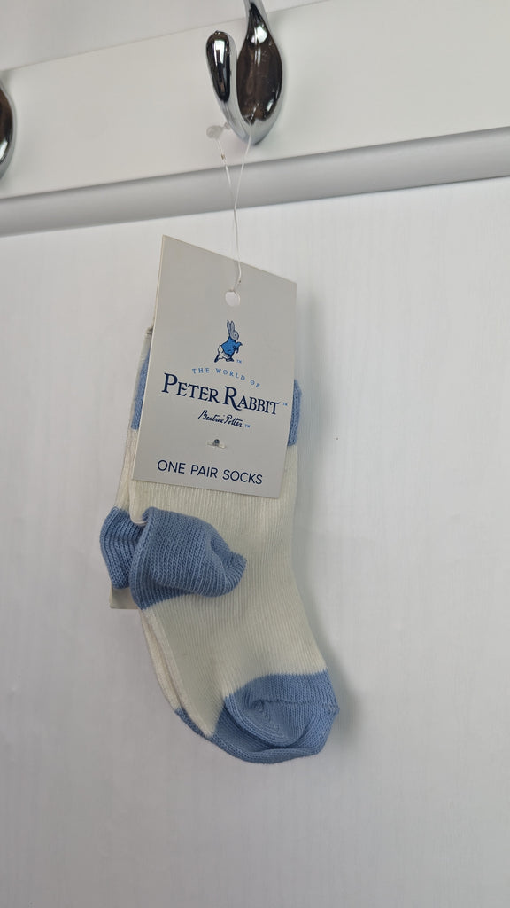 NEW M&S Peter Rabbit White & Blue Socks - Boys 0-3 Months Marks & Spencer Used, Preloved, Preworn & Second Hand Baby, Kids & Children's Clothing UK Online. Cheap affordable. Brands including Next, Joules, Nutmeg Morrisons, TU, F&F, H&M.