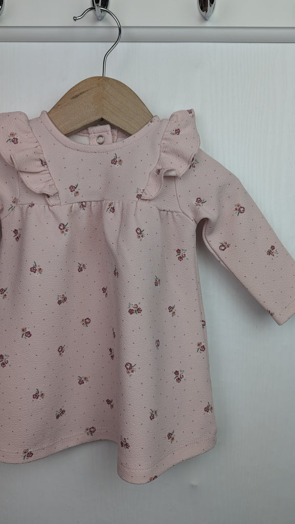 TU Pink Floral Dress - Girls 0-3 Months TU Used, Preloved, Preworn & Second Hand Baby, Kids & Children's Clothing UK Online. Cheap affordable. Brands including Next, Joules, Nutmeg Morrisons, TU, F&F, H&M.