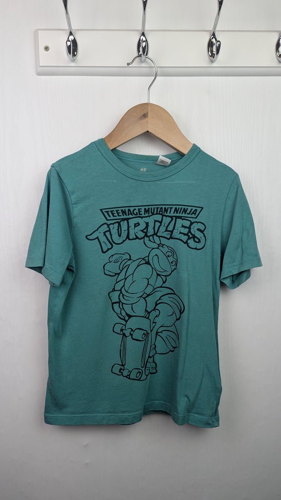 H&M Ninja Turtles Short Sleeve Top - Boys 4-6 Years H&M Used, Preloved, Preworn & Second Hand Baby, Kids & Children's Clothing UK Online. Cheap affordable. Brands including Next, Joules, Nutmeg Morrisons, TU, F&F, H&M.