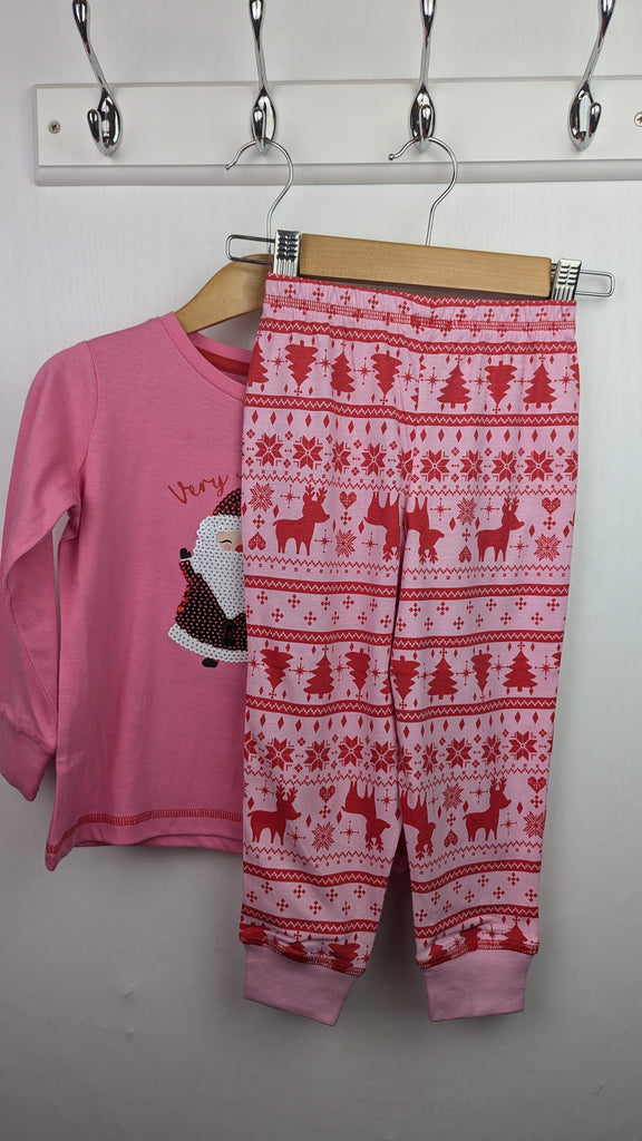 NEW Studio Pink Christmas Pajama Set - Girls 2-3 Years Studio Used, Preloved, Preworn & Second Hand Baby, Kids & Children's Clothing UK Online. Cheap affordable. Brands including Next, Joules, Nutmeg Morrisons, TU, F&F, H&M.