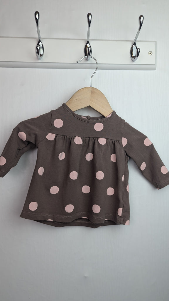 Next Brown & Pink Top - Baby Girls 0-3 Months Little Ones Preloved Used, Preloved, Preworn & Second Hand Baby, Kids & Children's Clothing UK Online. Cheap affordable. Brands including Next, Joules, Nutmeg Morrisons, TU, F&F, H&M.