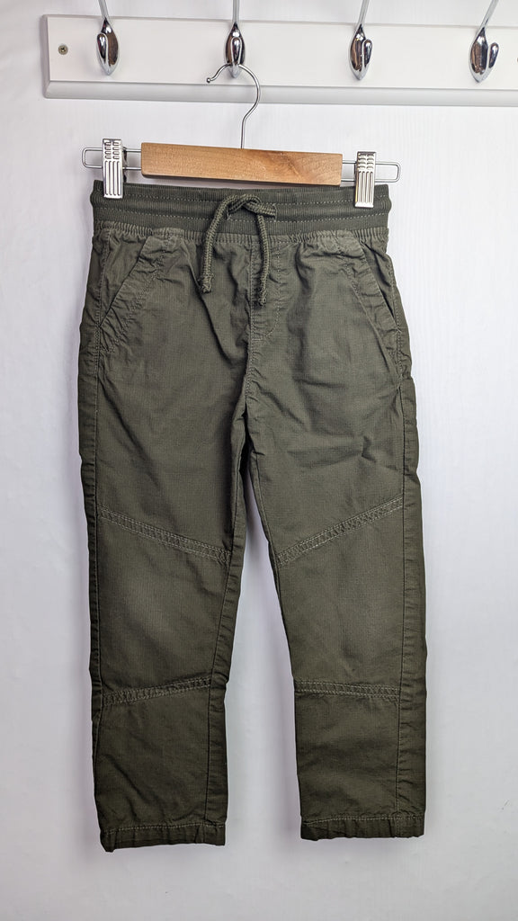 M&S Green Cargo Trousers - Boys 4-5 Years Little Ones Preloved Used, Preloved, Preworn & Second Hand Baby, Kids & Children's Clothing UK Online. Cheap affordable. Brands including Next, Joules, Nutmeg Morrisons, TU, F&F, H&M.