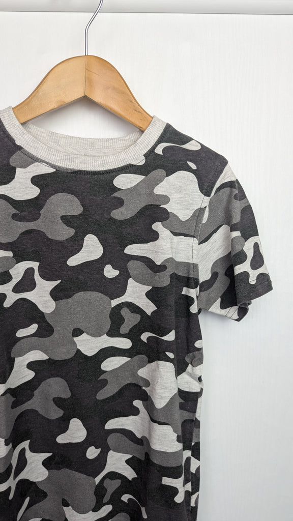 George Grey Camo Short Sleeve Top - Boys 5-6 Years Little Ones Preloved Used, Preloved, Preworn & Second Hand Baby, Kids & Children's Clothing UK Online. Cheap affordable. Brands including Next, Joules, Nutmeg Morrisons, TU, F&F, H&M.