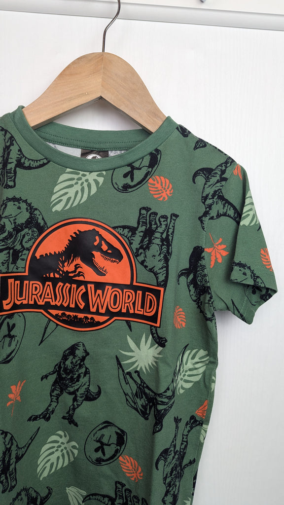 TU Green Jurassic World Top - Boys 5-6 Years Little Ones Preloved Used, Preloved, Preworn & Second Hand Baby, Kids & Children's Clothing UK Online. Cheap affordable. Brands including Next, Joules, Nutmeg Morrisons, TU, F&F, H&M.