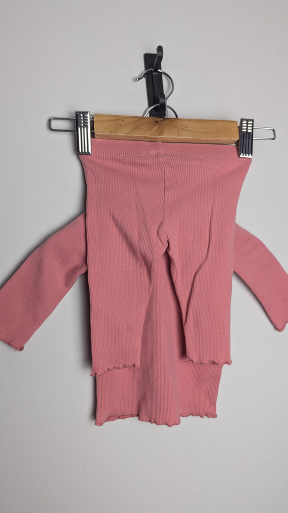 Fred & Flo Pink Ribbed Top & Leggings Outfit - Girls 0-3 Months Little Ones Preloved Used, Preloved, Preworn Baby, Girls & Boys Clothes. Kids & Children's second hand Clothing UK Online. Cheap affordable. Brands including Next, Joules, Nutmeg Morrisons, TU, F&F, H&M.