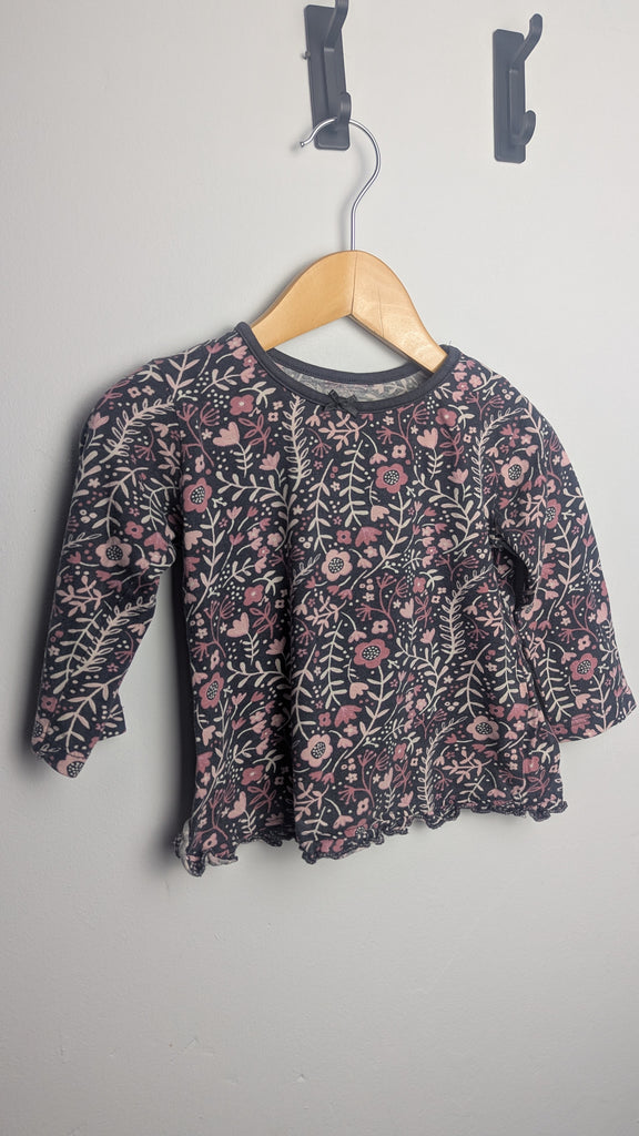 George Long Sleeve Floral Top - Girls 9-12 Months Little Ones Preloved Used, Preloved, Preworn & Second Hand Baby, Kids & Children's Clothing UK Online. Cheap affordable. Brands including Next, Joules, Nutmeg Morrisons, TU, F&F, H&M.