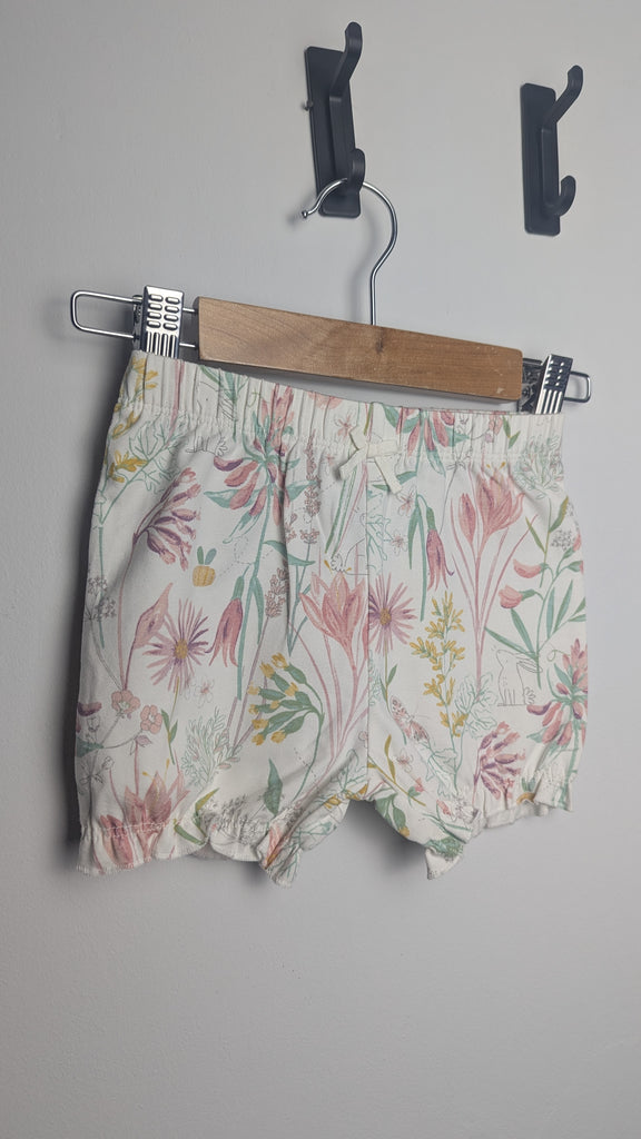 NWOT's Next Floral Bunny Shorts - Baby Girls 3-6 Months Little Ones Preloved Used, Preloved, Preworn & Second Hand Baby, Kids & Children's Clothing UK Online. Cheap affordable. Brands including Next, Joules, Nutmeg Morrisons, TU, F&F, H&M.