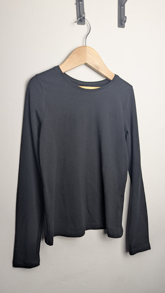 H&M Black Organic Cotton Long Sleeve Top - Unisex 8-10 Years Little Ones Preloved Used, Preloved, Preworn & Second Hand Baby, Kids & Children's Clothing UK Online. Cheap affordable. Brands including Next, Joules, Nutmeg Morrisons, TU, F&F, H&M.