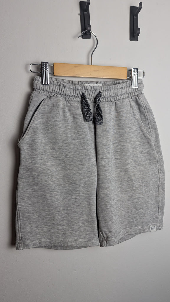 Next Grey Jersey Shorts - Boys 10 Years Little Ones Preloved Used, Preloved, Preworn & Second Hand Baby, Kids & Children's Clothing UK Online. Cheap affordable. Brands including Next, Joules, Nutmeg Morrisons, TU, F&F, H&M.