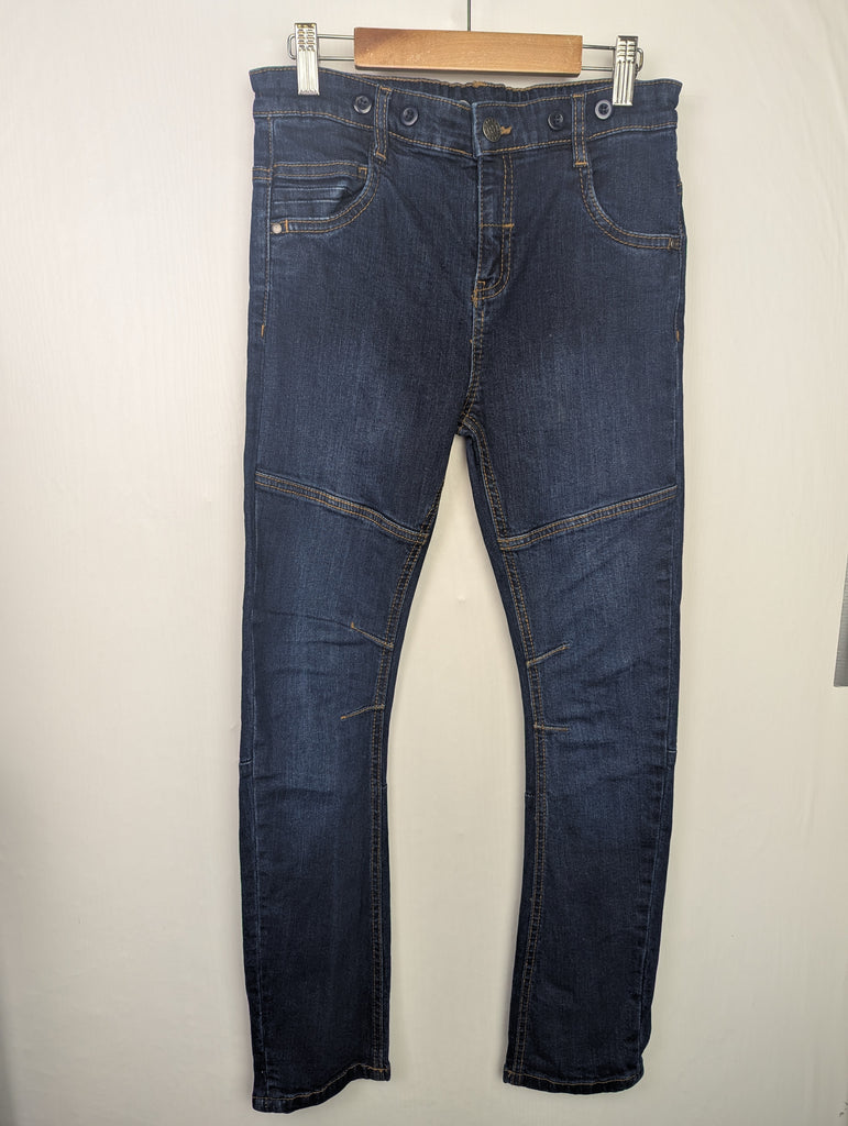 M&Co Dark Denim Jeans - Bpoys 9-10 Years Little Ones Preloved Used, Preloved, Preworn Baby, Girls & Boys Clothes. Kids & Children's second hand Clothing UK Online. Cheap affordable. Brands including Next, Joules, Nutmeg Morrisons, TU, F&F, H&M.