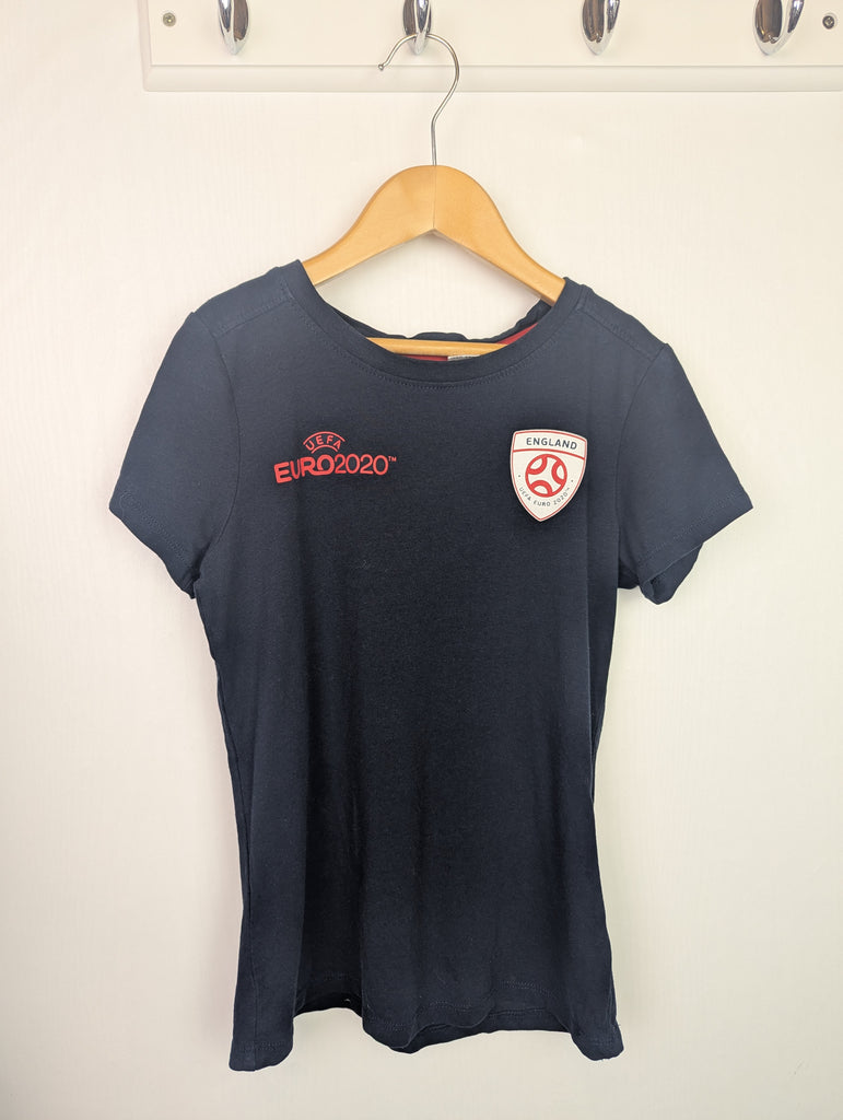 Euro 2020 Navy Top - Unisex 9-10 Years Little Ones Preloved Used, Preloved, Preworn Baby, Girls & Boys Clothes. Kids & Children's second hand Clothing UK Online. Cheap affordable. Brands including Next, Joules, Nutmeg Morrisons, TU, F&F, H&M.