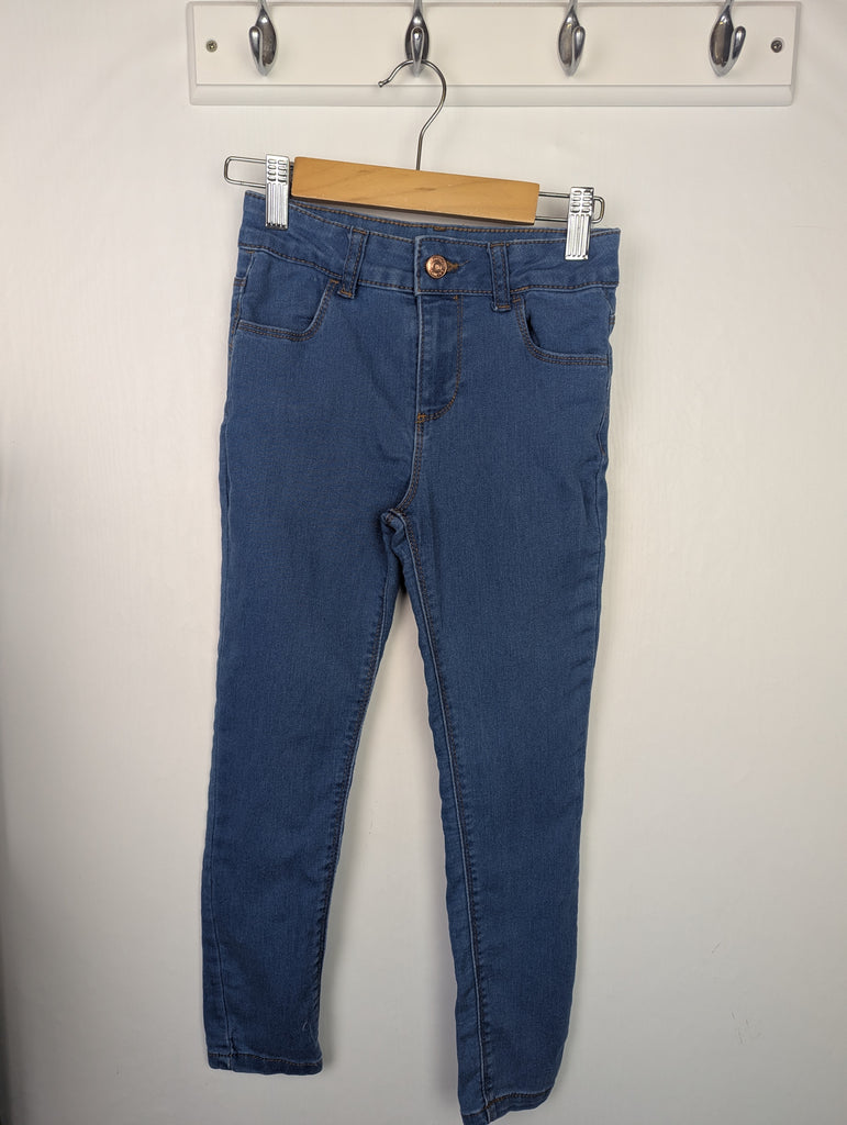 Primark Skinny Blue Jeans - Girls 7-8 Years Little Ones Preloved Used, Preloved, Preworn Baby, Girls & Boys Clothes. Kids & Children's second hand Clothing UK Online. Cheap affordable. Brands including Next, Joules, Nutmeg Morrisons, TU, F&F, H&M.