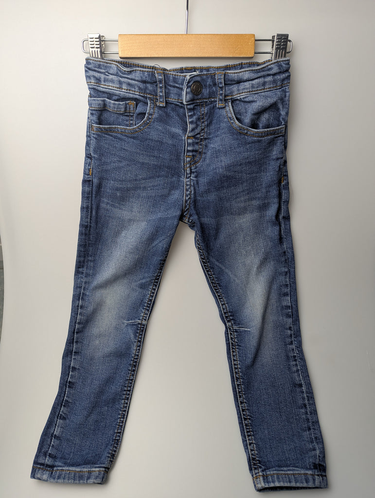 Oufit Blue Denim Jeans - Boys 4-5 Years Little Ones Preloved Used, Preloved, Preworn Baby, Girls & Boys Clothes. Kids & Children's second hand Clothing UK Online. Cheap affordable. Brands including Next, Joules, Nutmeg Morrisons, TU, F&F, H&M.