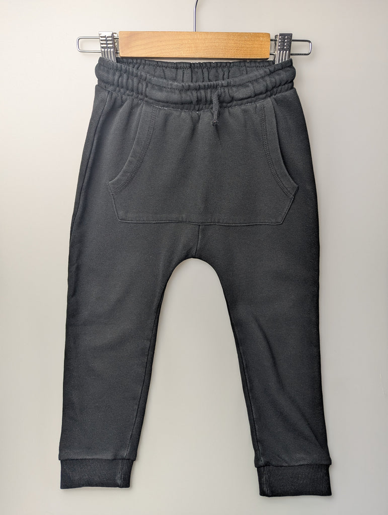 George Black Jogging Bottoms - Boys 3-4 Years Little Ones Preloved Used, Preloved, Preworn Baby, Girls & Boys Clothes. Kids & Children's second hand Clothing UK Online. Cheap affordable. Brands including Next, Joules, Nutmeg Morrisons, TU, F&F, H&M.