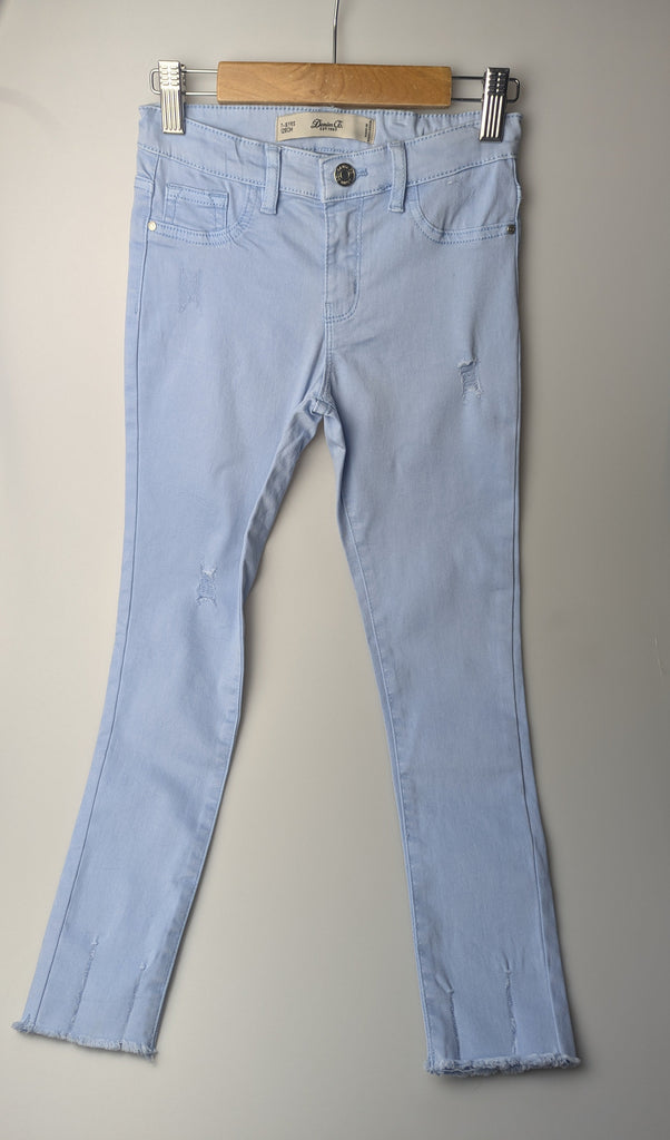 Primark Light Blue Rippe Jeans - Unisex 7-8 Years Little Ones Preloved Used, Preloved, Preworn Baby, Girls & Boys Clothes. Kids & Children's second hand Clothing UK Online. Cheap affordable. Brands including Next, Joules, Nutmeg Morrisons, TU, F&F, H&M.