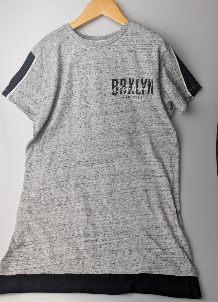 Primark Grey City Vibes Top - Boys 11-12 Years Little Ones Preloved Used, Preloved, Preworn Baby, Girls & Boys Clothes. Kids & Children's second hand Clothing UK Online. Cheap affordable. Brands including Next, Joules, Nutmeg Morrisons, TU, F&F, H&M.