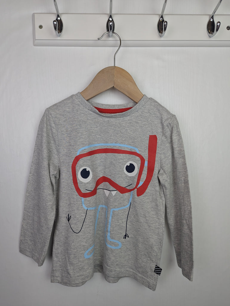 F&F Grey Long Sleeve Top - Boys 2-3 Years Little Ones Preloved Used, Preloved, Preworn Baby, Girls & Boys Clothes. Kids & Children's second hand Clothing UK Online. Cheap affordable. Brands including Next, Joules, Nutmeg Morrisons, TU, F&F, H&M.