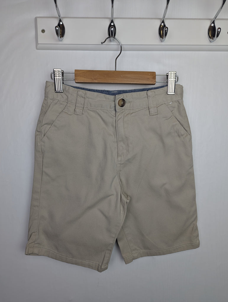 Primark Chino Shorts - Boys 9-10 Years Little Ones Preloved Used, Preloved, Preworn Baby, Girls & Boys Clothes. Kids & Children's second hand Clothing UK Online. Cheap affordable. Brands including Next, Joules, Nutmeg Morrisons, TU, F&F, H&M.