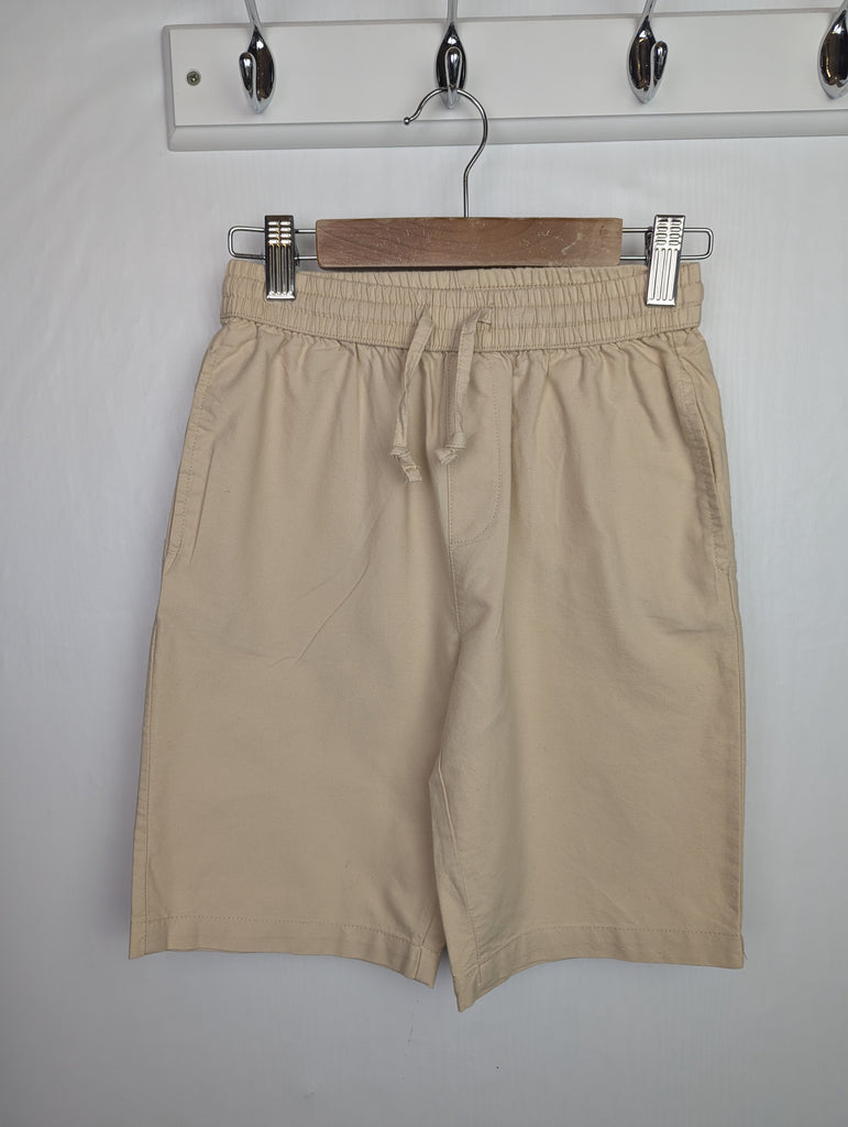 Matalan Cream Shorts - Boys 8 Years Little Ones Preloved Used, Preloved, Preworn Baby, Girls & Boys Clothes. Kids & Children's second hand Clothing UK Online. Cheap affordable. Brands including Next, Joules, Nutmeg Morrisons, TU, F&F, H&M.