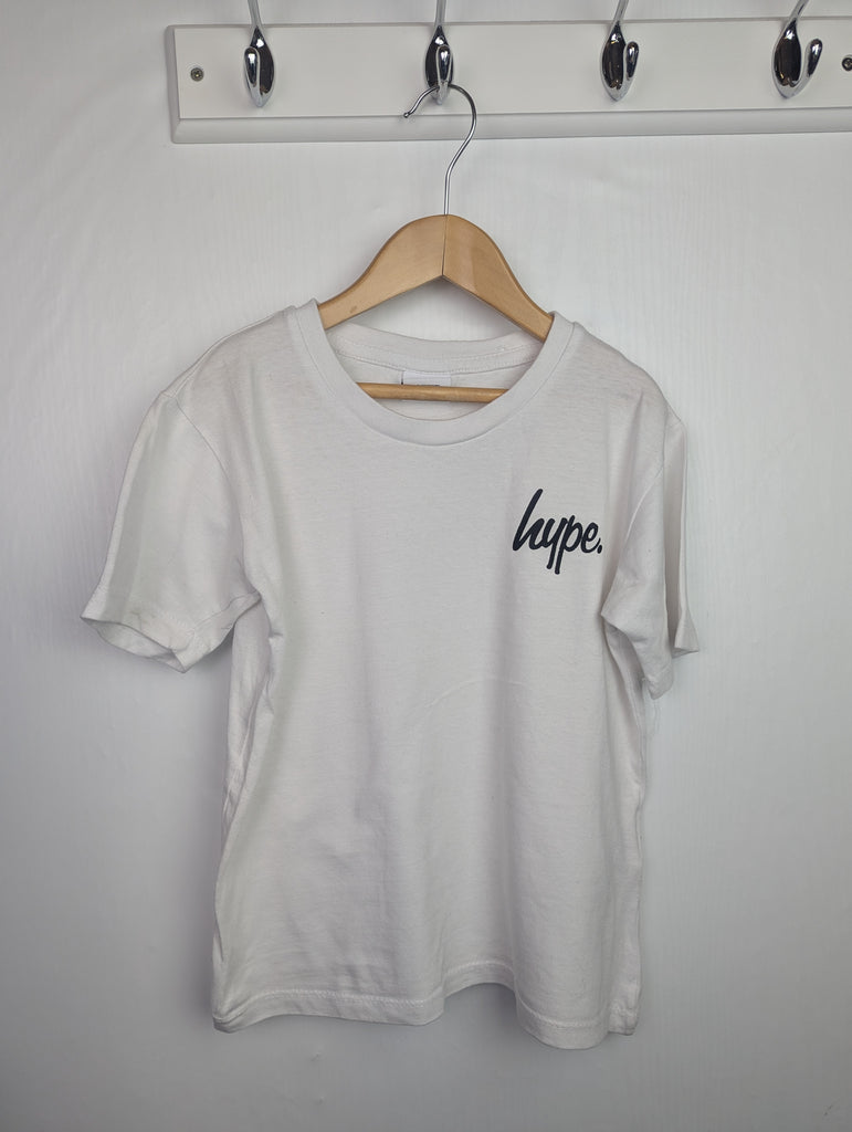 Hype White Short Sleeve Top - Unisex 7-8 Years Little Ones Preloved Used, Preloved, Preworn Baby, Girls & Boys Clothes. Kids & Children's second hand Clothing UK Online. Cheap affordable. Brands including Next, Joules, Nutmeg Morrisons, TU, F&F, H&M.