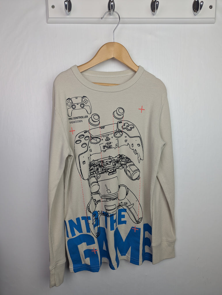 Place Game Long Sleeve Top - Boys 7-8 Years Little Ones Preloved Used, Preloved, Preworn Baby, Girls & Boys Clothes. Kids & Children's second hand Clothing UK Online. Cheap affordable. Brands including Next, Joules, Nutmeg Morrisons, TU, F&F, H&M.