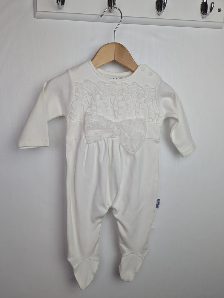 Mini Born Mesh Bow Sleepsuit - Girls 3-6 Months Little Ones Preloved Used, Preloved, Preworn Baby, Girls & Boys Clothes. Kids & Children's second hand Clothing UK Online. Cheap affordable. Brands including Next, Joules, Nutmeg Morrisons, TU, F&F, H&M.