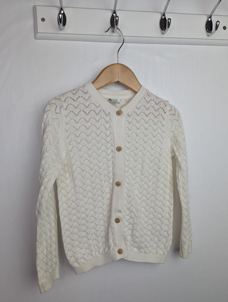 TU Cream Scallop Knit Cardigan - Girls 18-24 Months Little Ones Preloved Used, Preloved, Preworn Baby, Girls & Boys Clothes. Kids & Children's second hand Clothing UK Online. Cheap affordable. Brands including Next, Joules, Nutmeg Morrisons, TU, F&F, H&M.