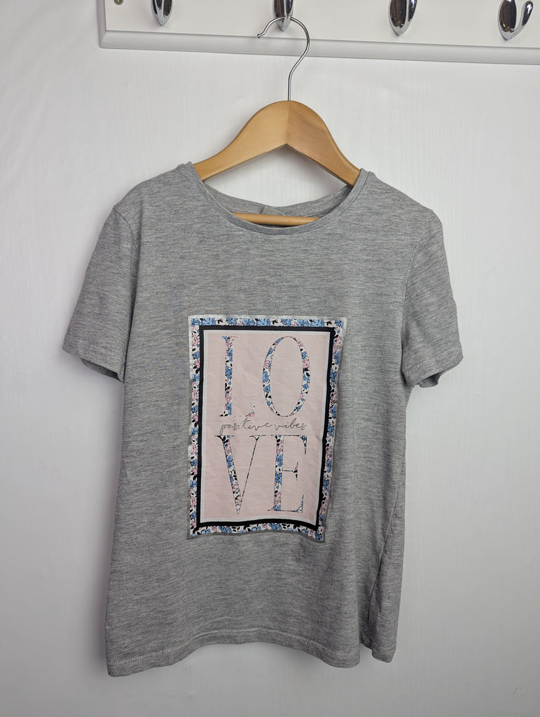 Matalan 'Love' Top - Girls 9 Years Little Ones Preloved Used, Preloved, Preworn Baby, Girls & Boys Clothes. Kids & Children's second hand Clothing UK Online. Cheap affordable. Brands including Next, Joules, Nutmeg Morrisons, TU, F&F, H&M.