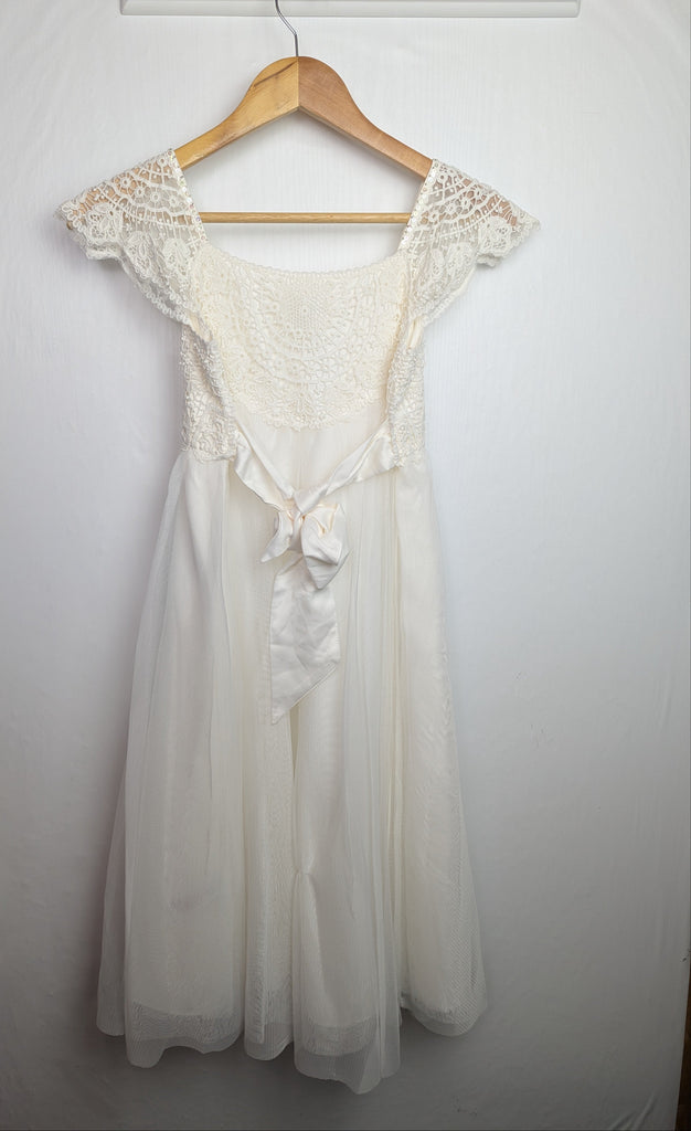 NWT's Monsoon Ivory Bridesmaid Dress - Girls 11 Years Little Ones Preloved Used, Preloved, Preworn Baby, Girls & Boys Clothes. Kids & Children's second hand Clothing UK Online. Cheap affordable. Brands including Next, Joules, Nutmeg Morrisons, TU, F&F, H&M.