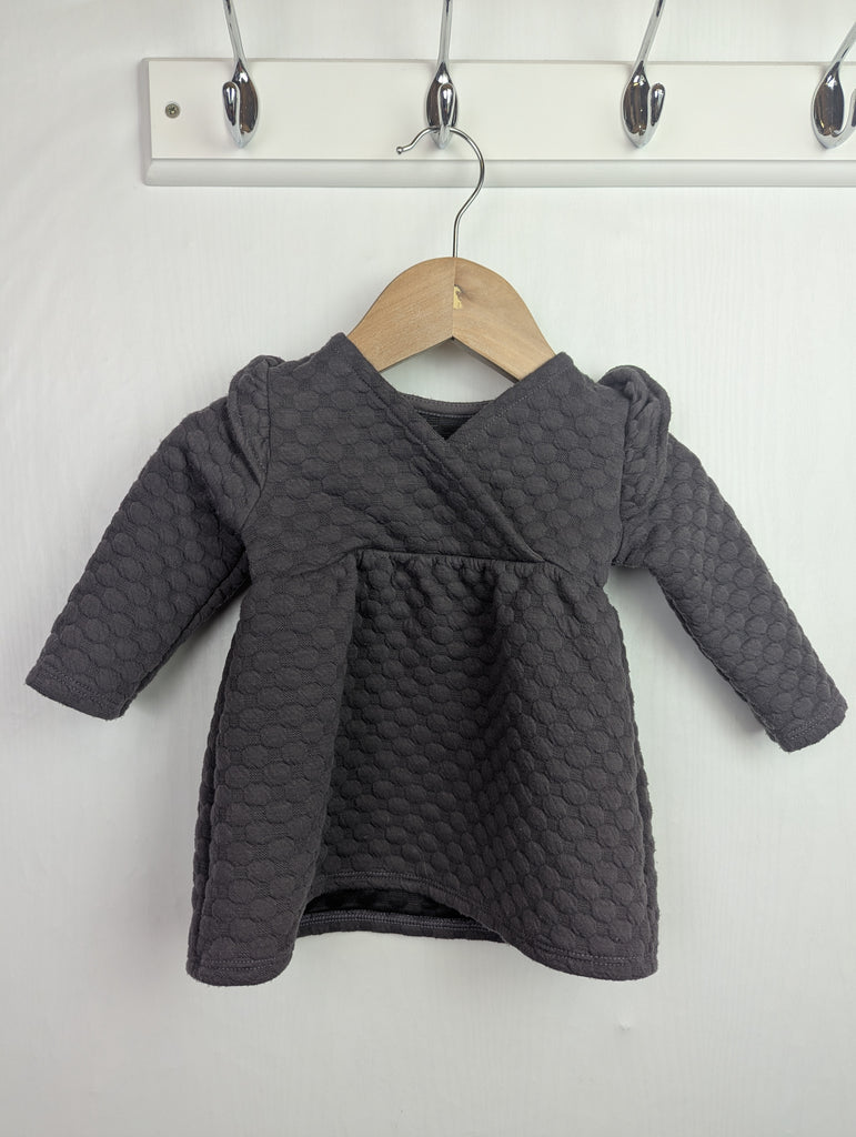 George Long Sleeve Dress - Girls 0-3 Months Little Ones Preloved Used, Preloved, Preworn Baby, Girls & Boys Clothes. Kids & Children's second hand Clothing UK Online. Cheap affordable. Brands including Next, Joules, Nutmeg Morrisons, TU, F&F, H&M.