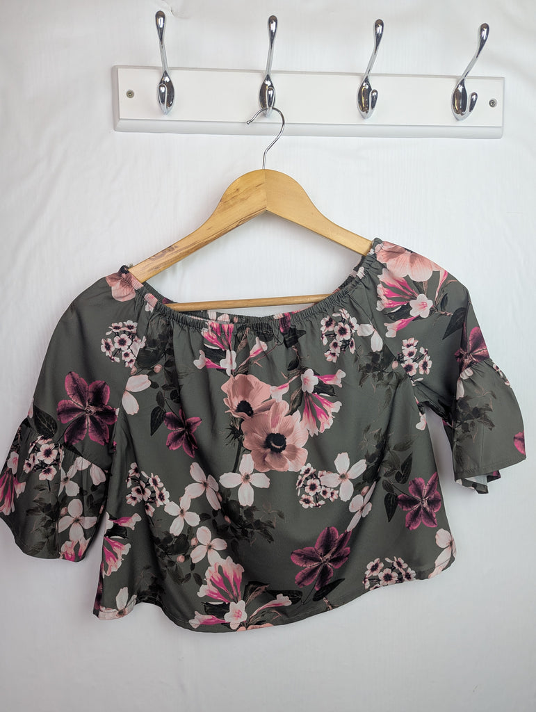 Miss Evie Floral Top - Girls 10-11 Years Little Ones Preloved Second Hand Baby, Girls & Boys Clothes. UK Postage