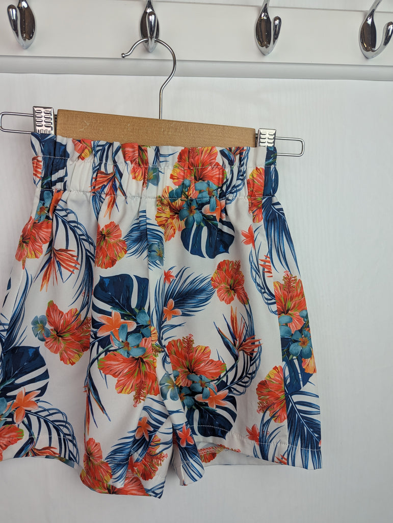 Sheun Floral Shorts - Girls 6-7 Years Little Ones Preloved Second Hand Baby, Girls & Boys Clothes. UK Postage