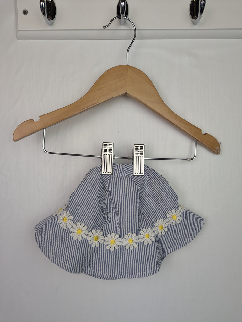 Primark Floral Striped Hat - Baby Girls 12-24 Months Little Ones Preloved Second Hand Baby, Girls & Boys Clothes. UK Postage