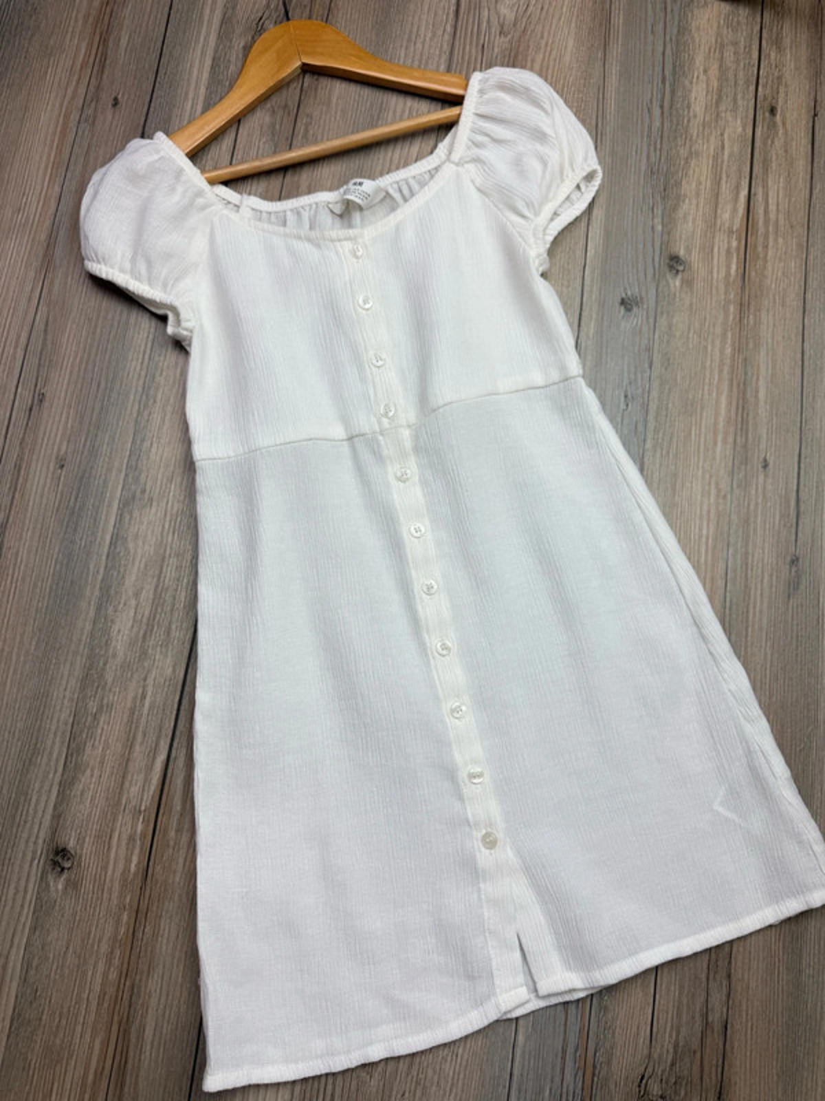 H&M Cream Viscose Mix Button Dress - Girls 8-9 Years Little Ones Preloved. Preloved Kids & Children’s Gently Used Clothing. Second Hand Baby, Girls & Boys Clothes. UK Postage