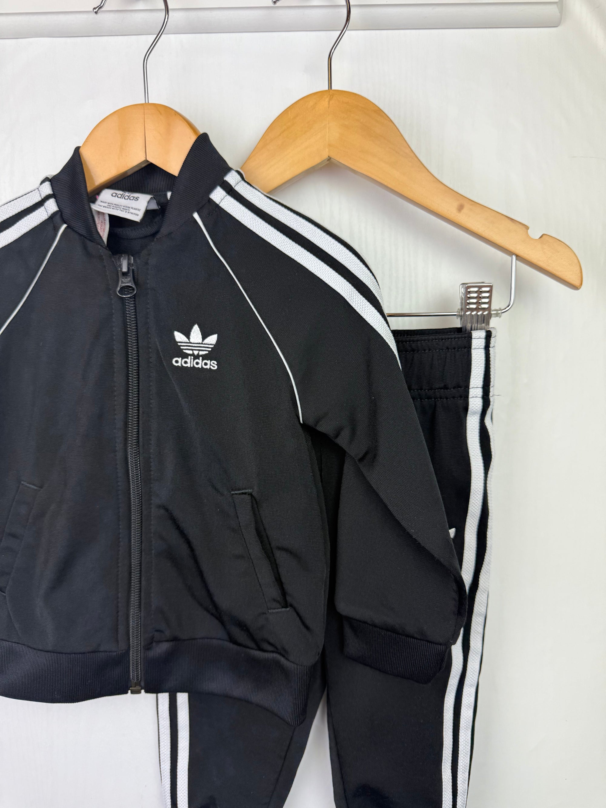 Adidas Black Striped Tracksuit - Boys 9 - 12 Months - Little Ones Preloved. Second Hand Children's & Preloved Baby, Kids, Girls & Boys Clothes. UK online
