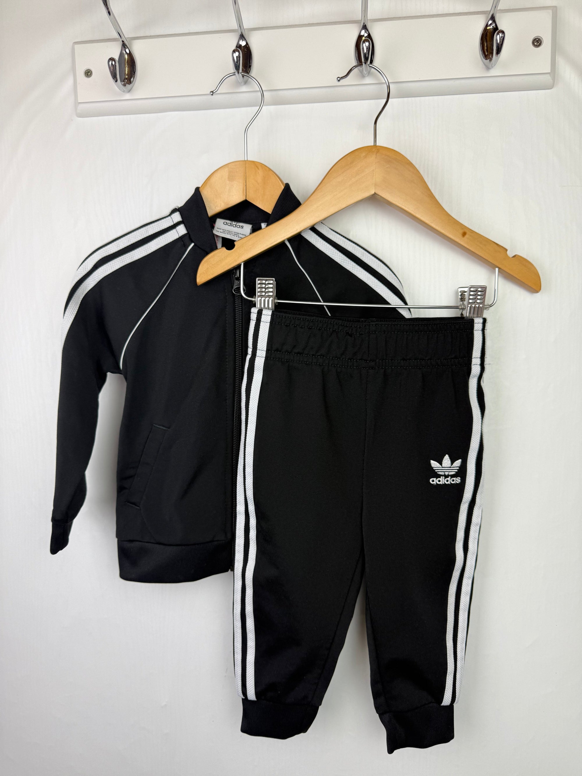 Adidas Black Striped Tracksuit - Boys 9 - 12 Months - Little Ones Preloved. Second Hand Children's & Preloved Baby, Kids, Girls & Boys Clothes. UK online