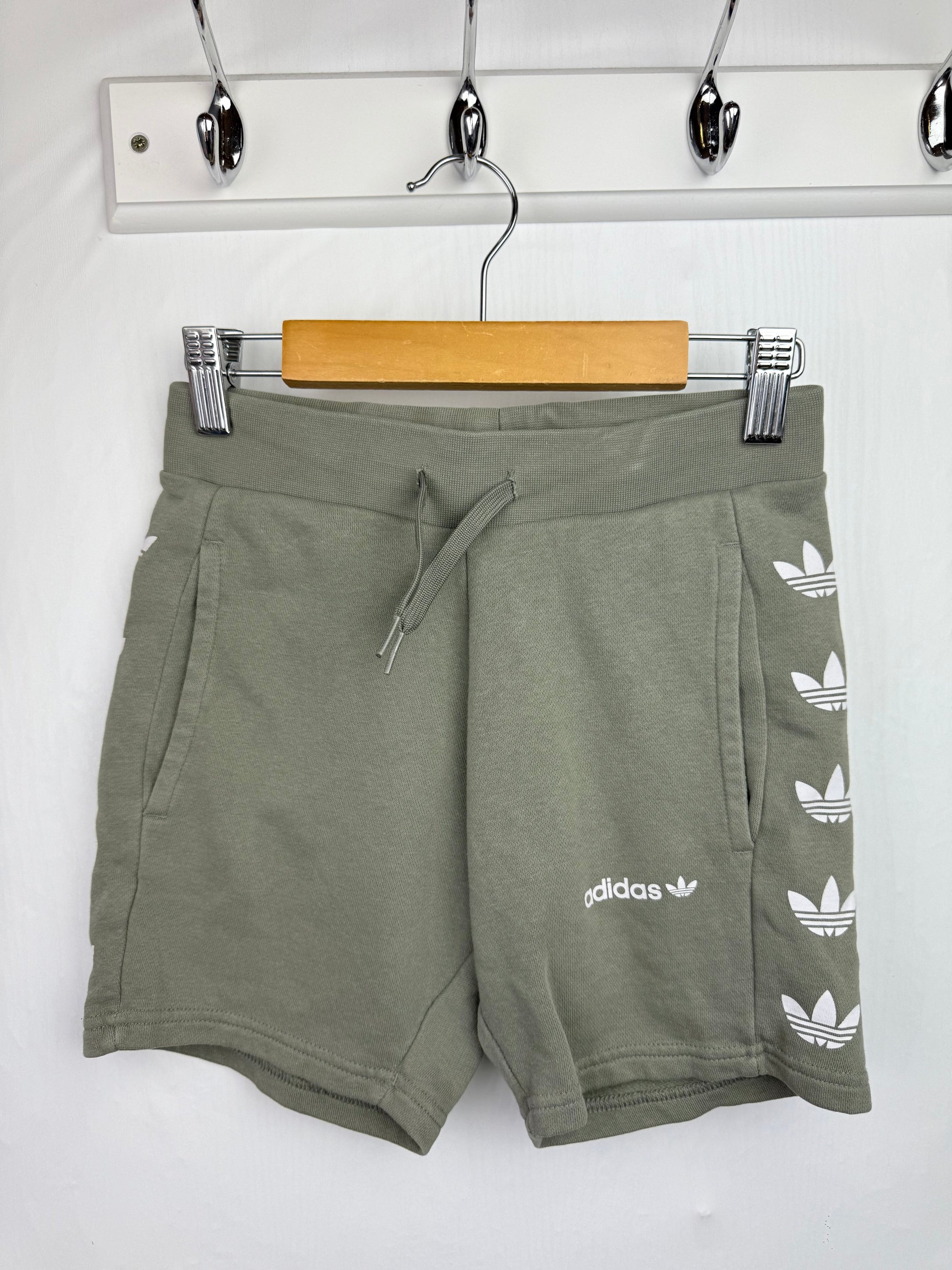 Adidas Green Shorts - Boys 7 - 8 Years - Little Ones Preloved. Second Hand Children's & Preloved Baby, Kids, Girls & Boys Clothes. UK online