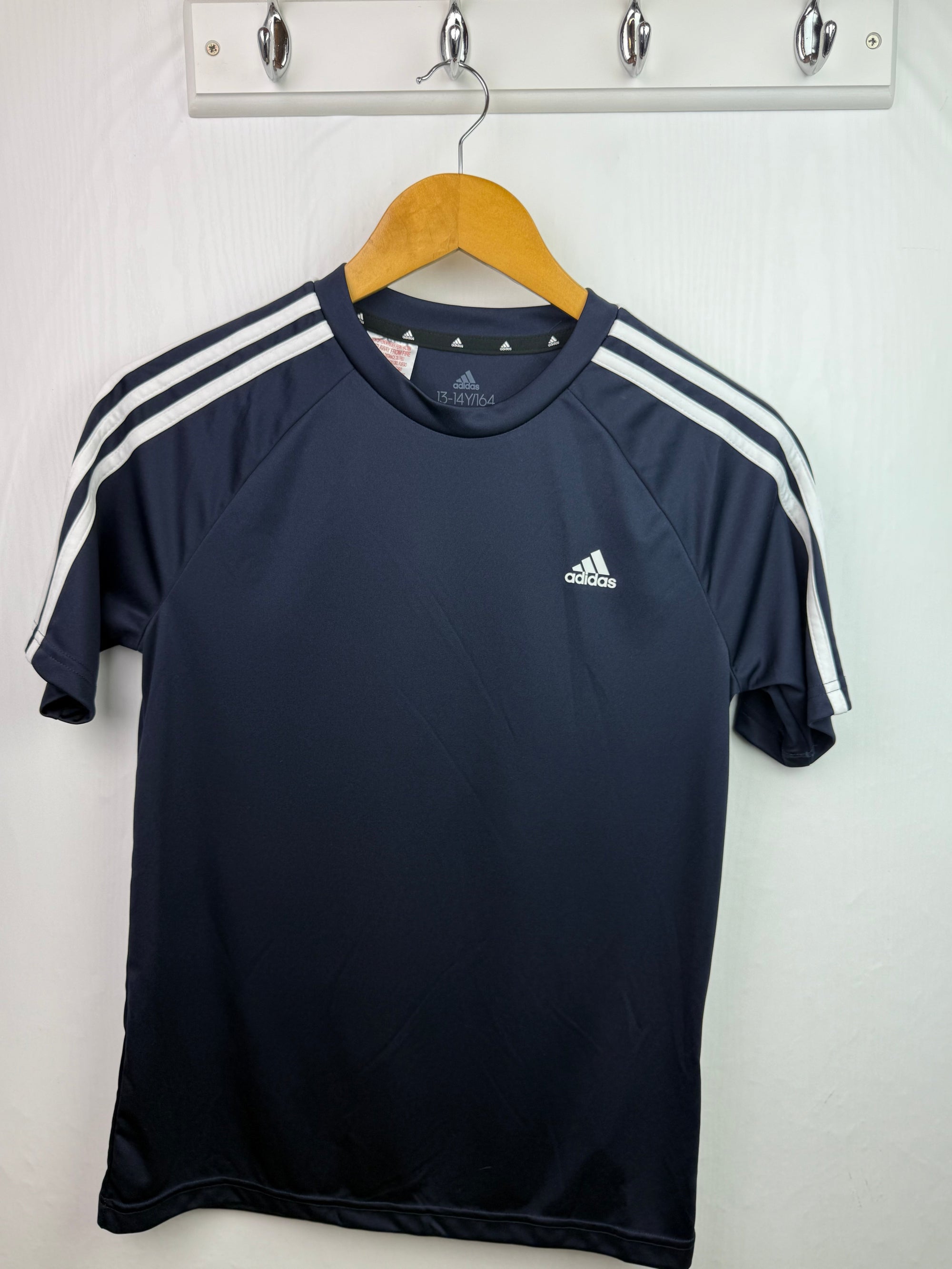 Adidas Short Sleeve Top - Boys 13 - 14 Years - Little Ones Preloved. Second Hand Children's & Preloved Baby, Kids, Girls & Boys Clothes. UK online
