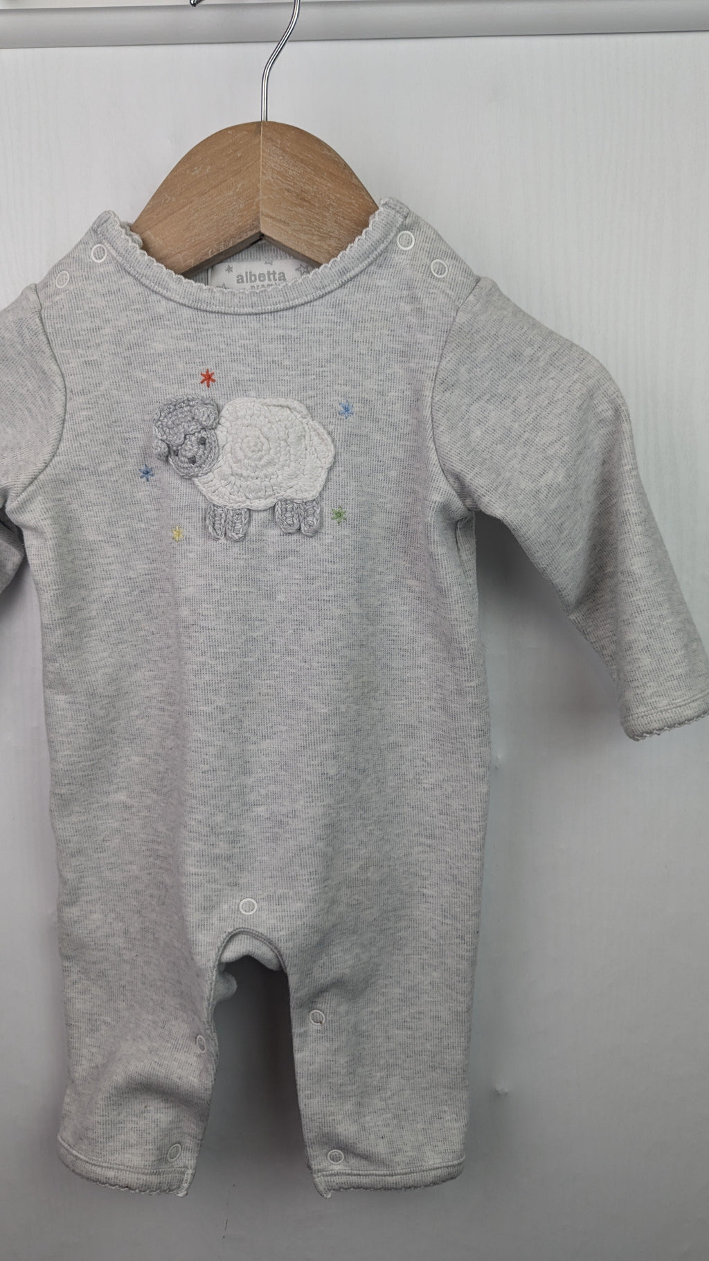 Albetta Premium Grey Sheep Romper - Unisex 0 - 3 Months - Little Ones Preloved. Second Hand Children's & Preloved Baby, Kids, Girls & Boys Clothes. UK online