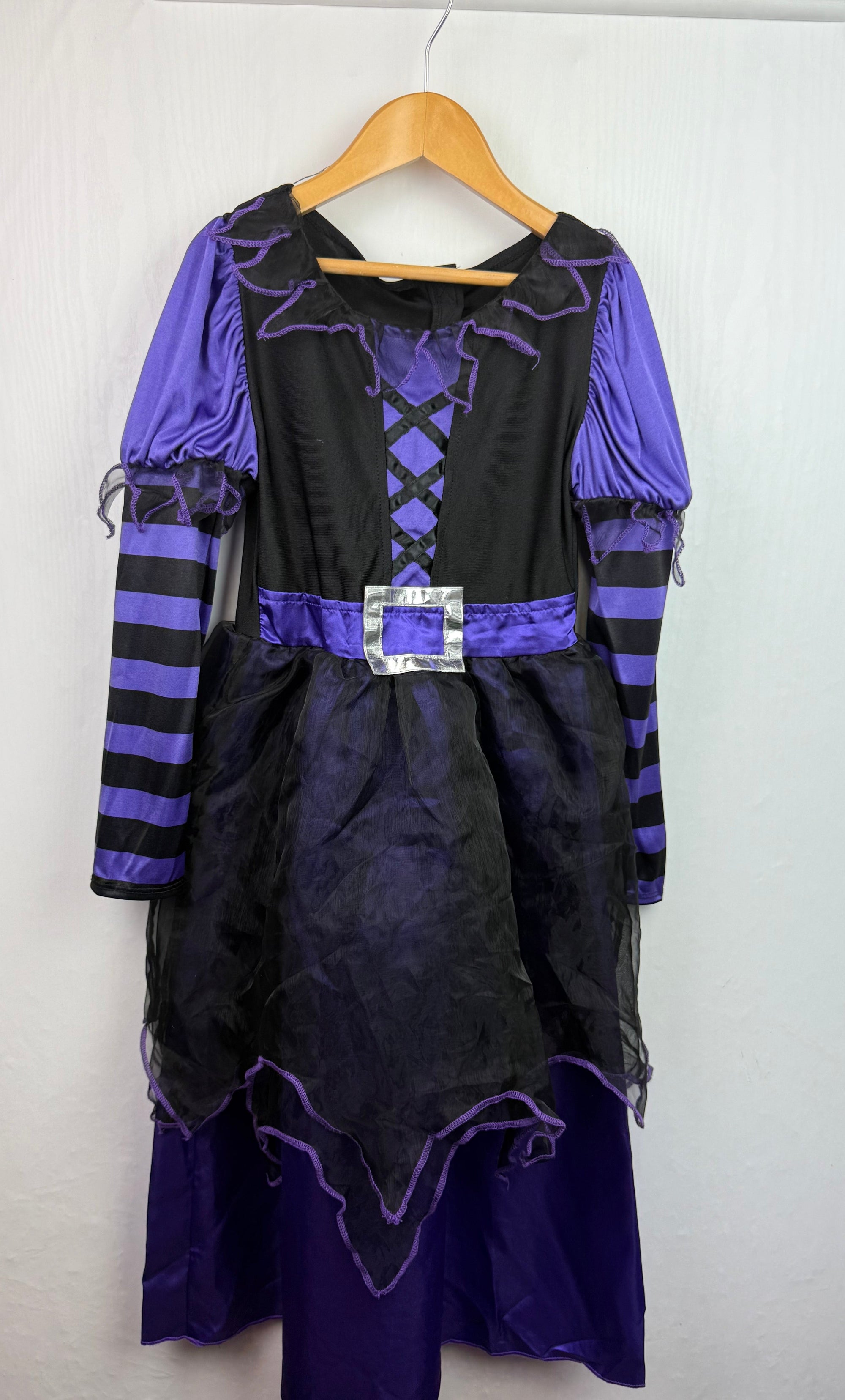 Amscan Be Witched Halloween Dress - Girls 4 - 6 Years - Little Ones Preloved. Second Hand Children's & Preloved Baby, Kids, Girls & Boys Clothes. UK online