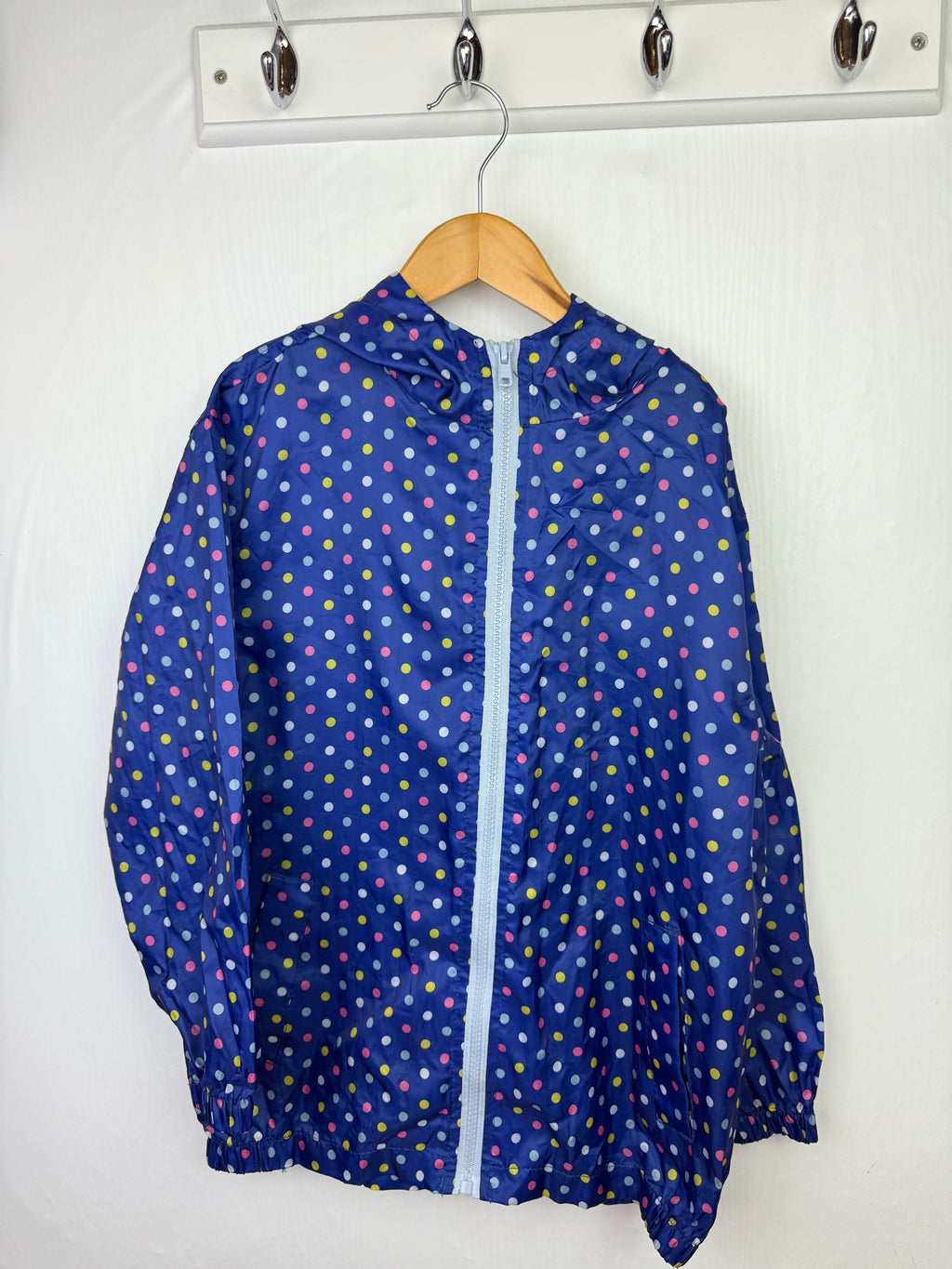 Avenue Kids Polka Dot Rain Coat - Girls 7 - 8 Years - Little Ones Preloved. Second Hand Children's & Preloved Baby, Kids, Girls & Boys Clothes. UK online