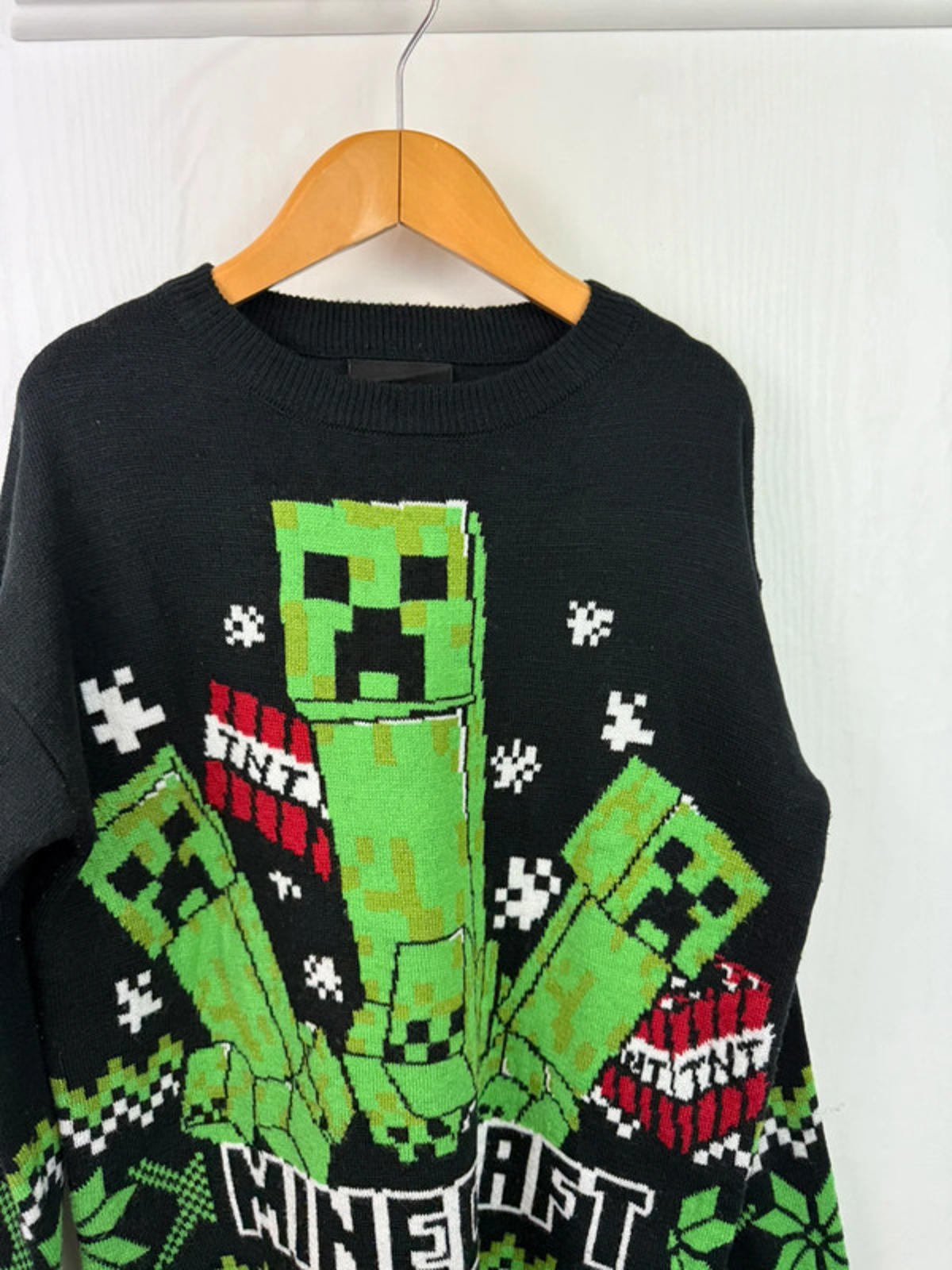 Nutmeg Minecraft Christmas Jumper - Boys 9-10 Years