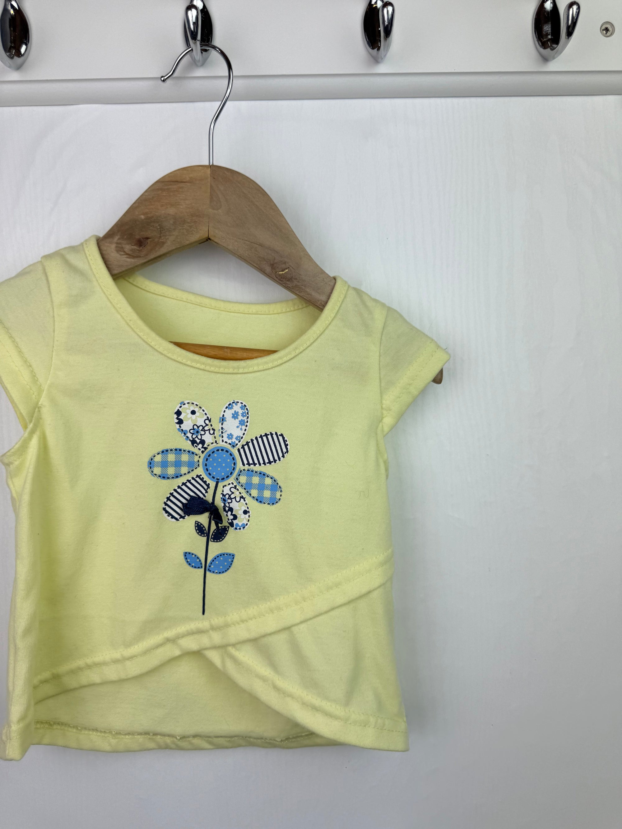 Bambini Yellow Floral Top - Girls 3 - 6 Months - Little Ones Preloved. Second Hand Children's & Preloved Baby, Kids, Girls & Boys Clothes. UK online