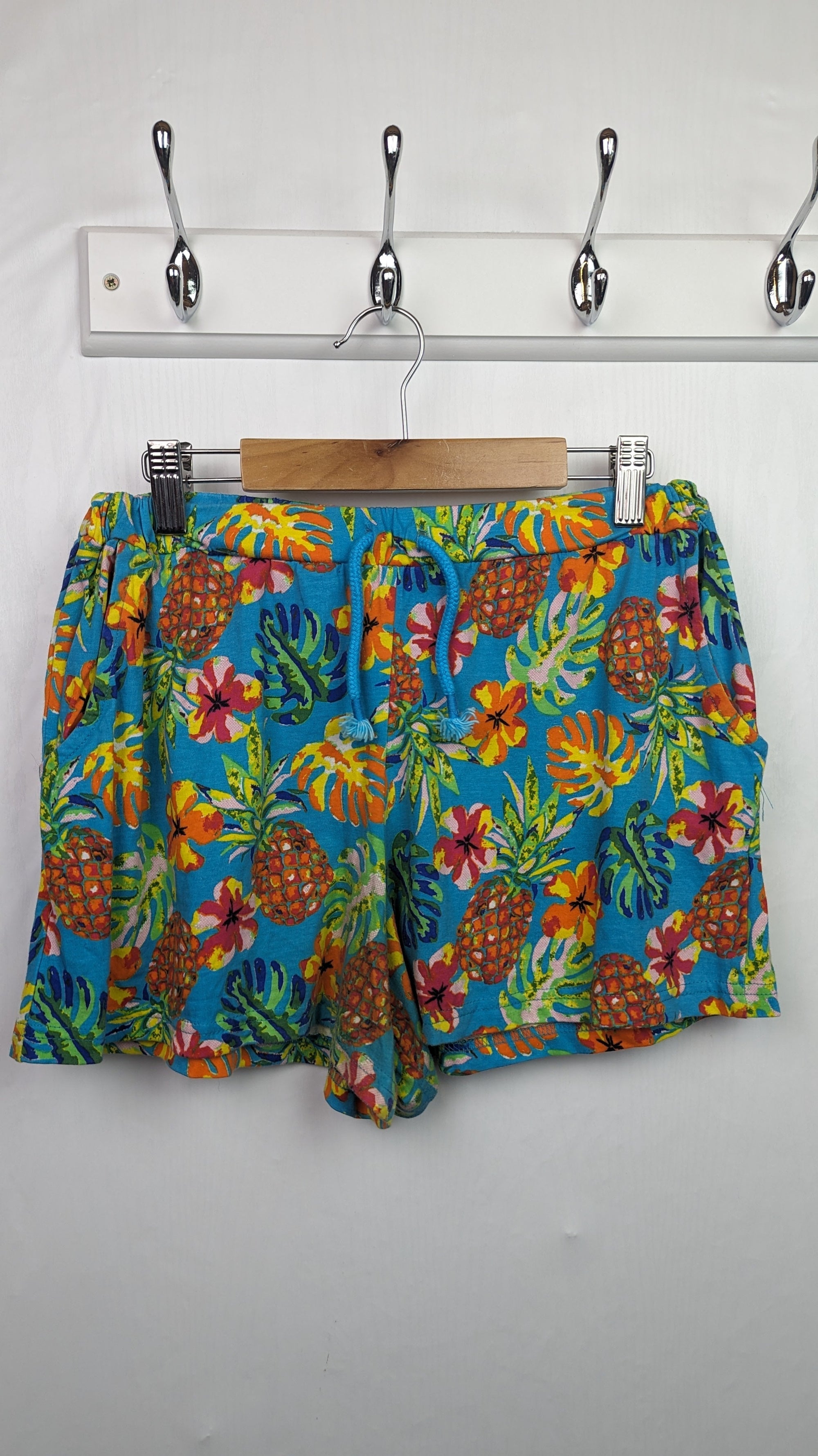 Board Angels Floral Blue Shorts - Girls 13 Years - Little Ones Preloved. Second Hand Children's & Preloved Baby, Kids, Girls & Boys Clothes. UK online