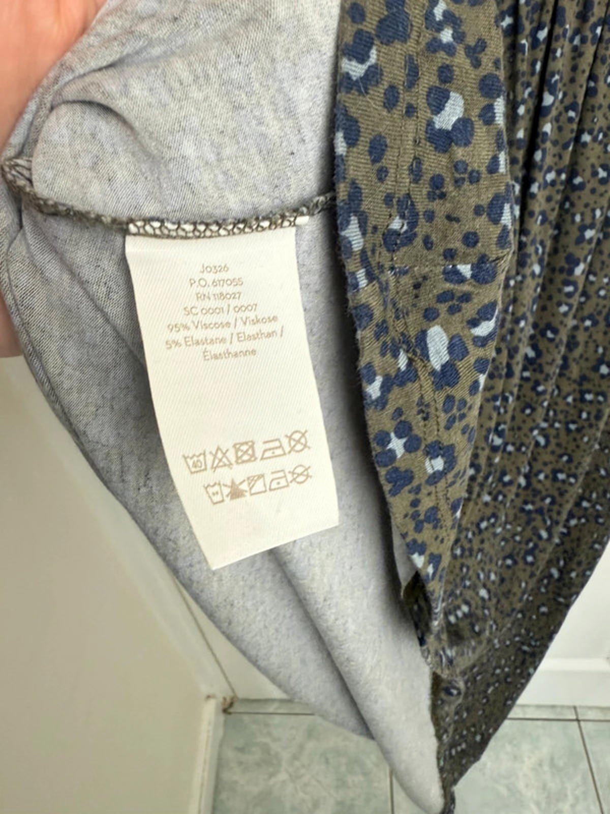 Boden Green Animal Print Dress - Ladies Size 14 - Little Ones Preloved. Second Hand Children's & Preloved Baby, Kids, Girls & Boys Clothes. UK online