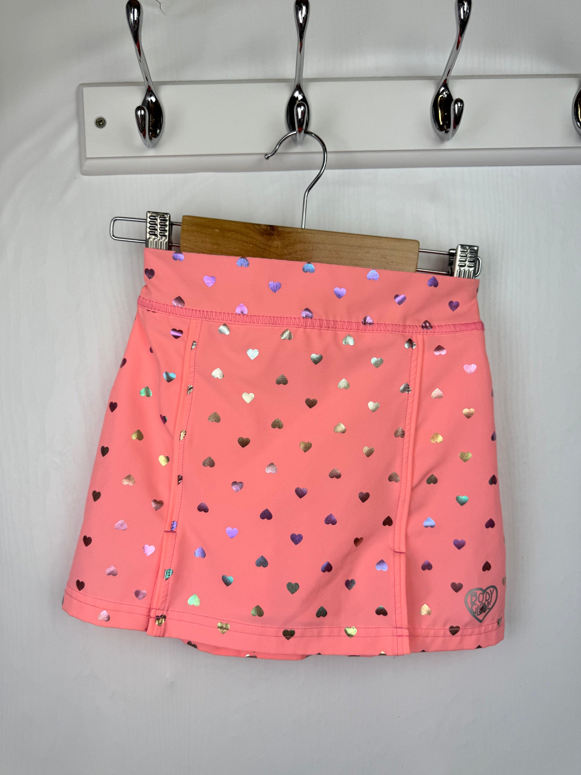 Body Glove Pink Heart Skort - Girls 5 Years - Little Ones Preloved. Second Hand Children's & Preloved Baby, Kids, Girls & Boys Clothes. UK online