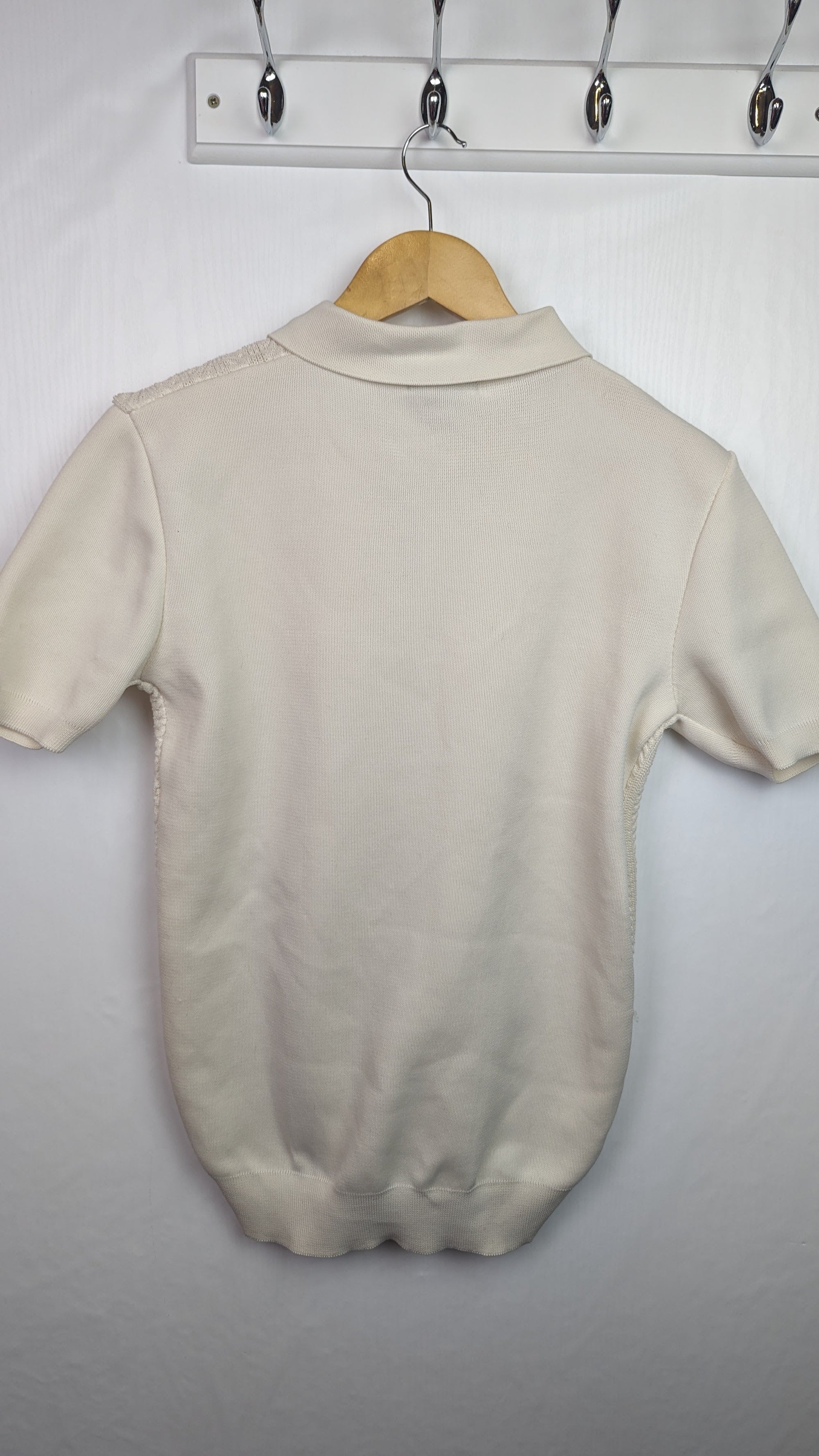 BoohooMan Mens Cream Stretchy Shirt - Medium - Little Ones Preloved. Second Hand Children's & Preloved Baby, Kids, Girls & Boys Clothes. UK online