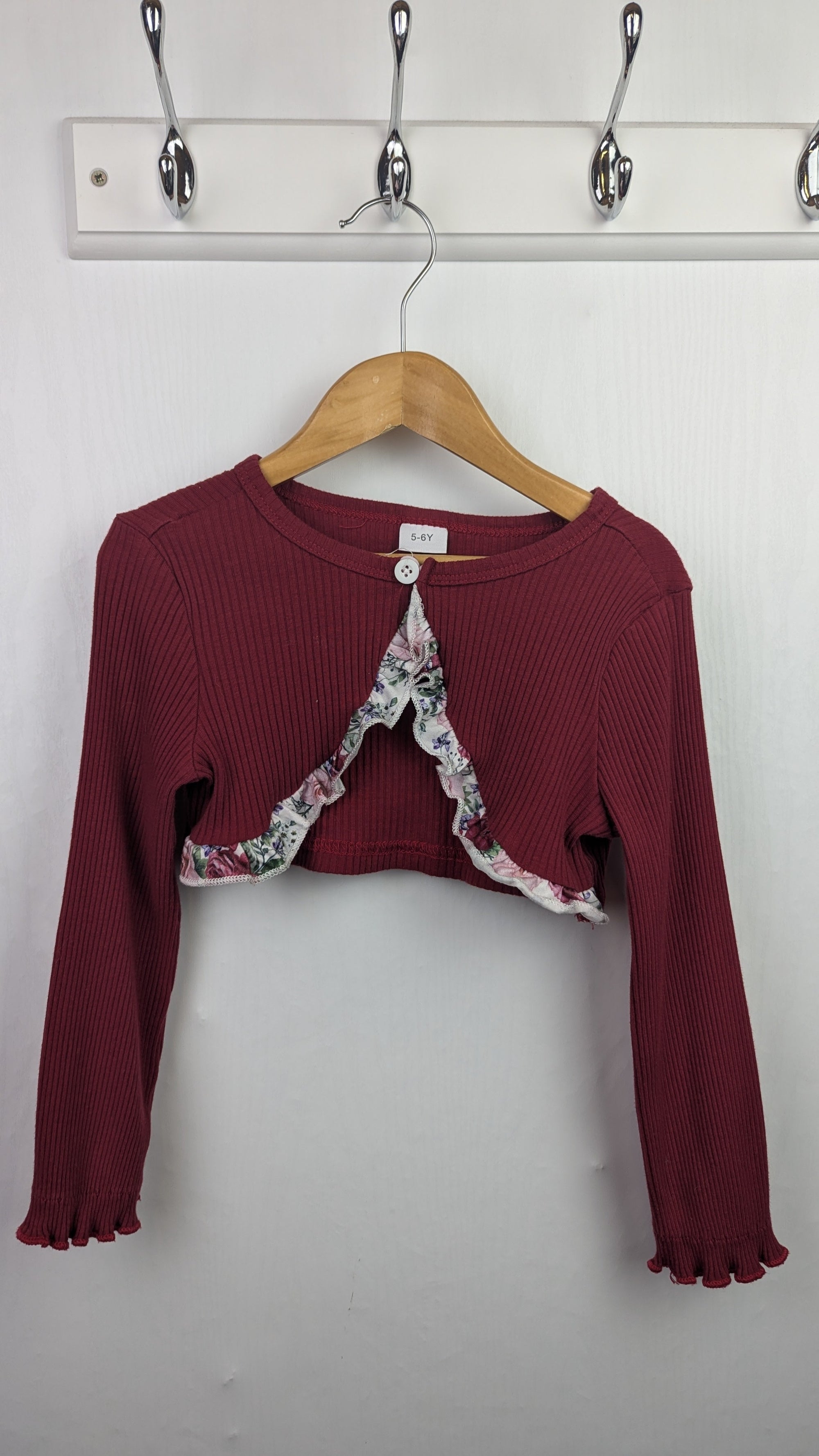 Burgundy Floral Cropped Cardigan - Girls 5 - 6 Years - Little Ones Preloved. Second Hand Children's & Preloved Baby, Kids, Girls & Boys Clothes. UK online