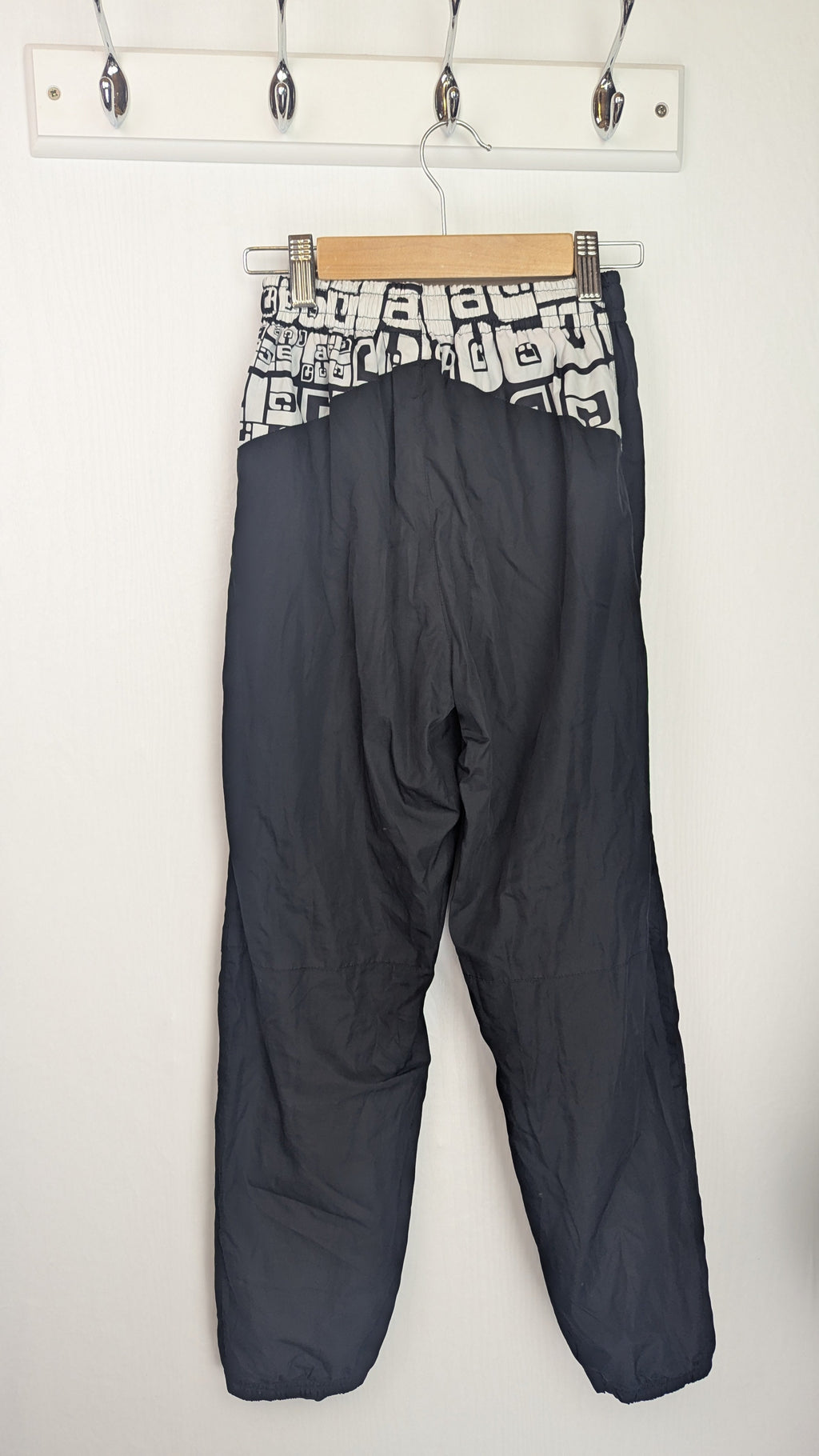 Carbrini Black & White Jogging Bottoms - Boys 10 - 11 Years - Little Ones Preloved. Second Hand Children's & Preloved Baby, Kids, Girls & Boys Clothes. UK online